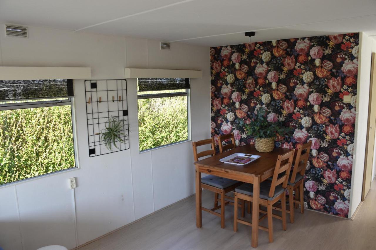 Camping De Blauwe Reiger Pieterzijl ภายนอก รูปภาพ