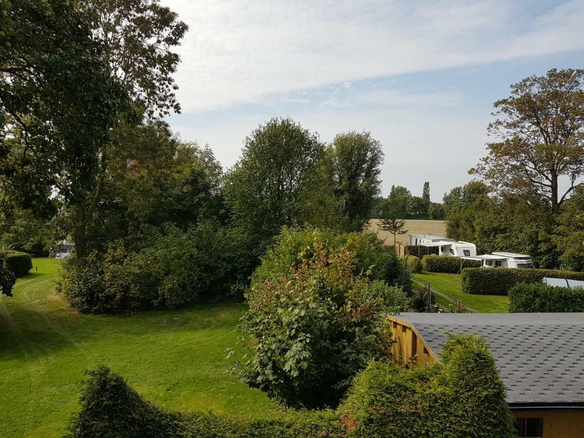 Camping De Blauwe Reiger Pieterzijl ภายนอก รูปภาพ
